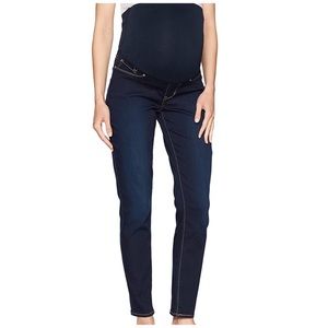 Levi Strauss maternity skinny jeans